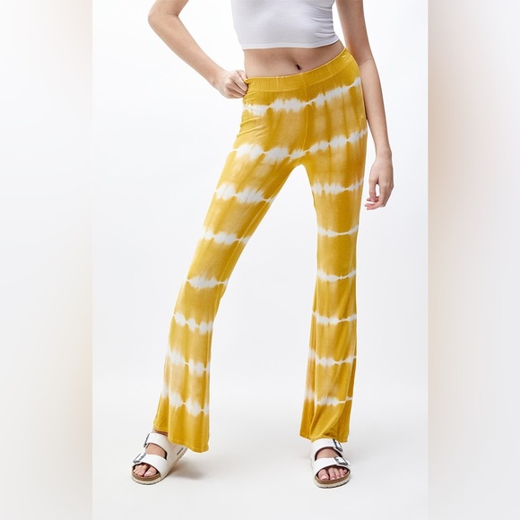 Billabong Yellow and White Wide Leg Pants - Picture 1 of 7